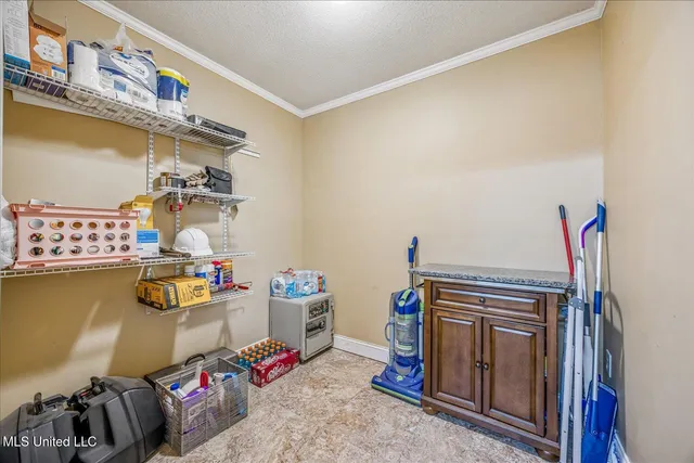 $330,000 | 4609 Big Horn Drive North, Nesbit, MS 38651