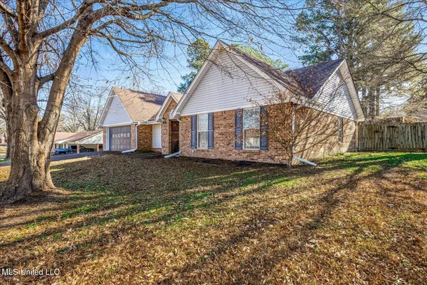 $315,000 | 4609 Big Horn Drive North, Nesbit, MS 38651