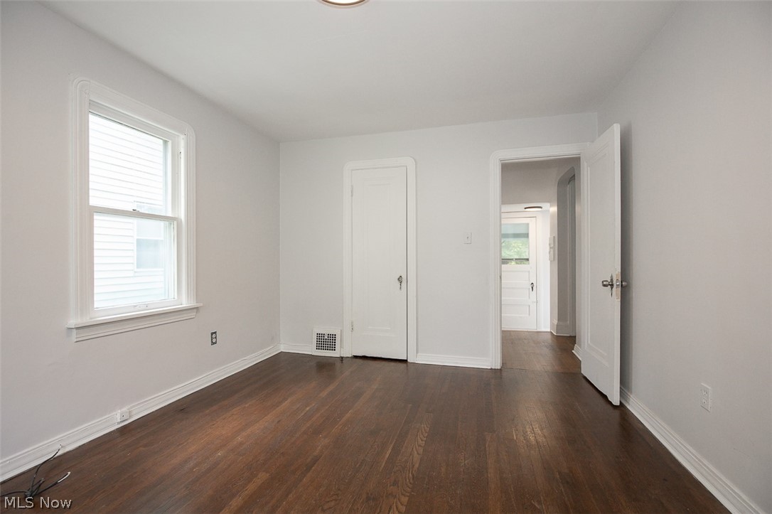 848 Beverly Road Cleveland Heights, OH 44121 - Photo 15 of 30