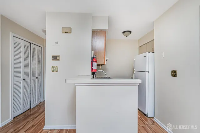 $1,900 | 212 Blew Court, East Brunswick, NJ 08816