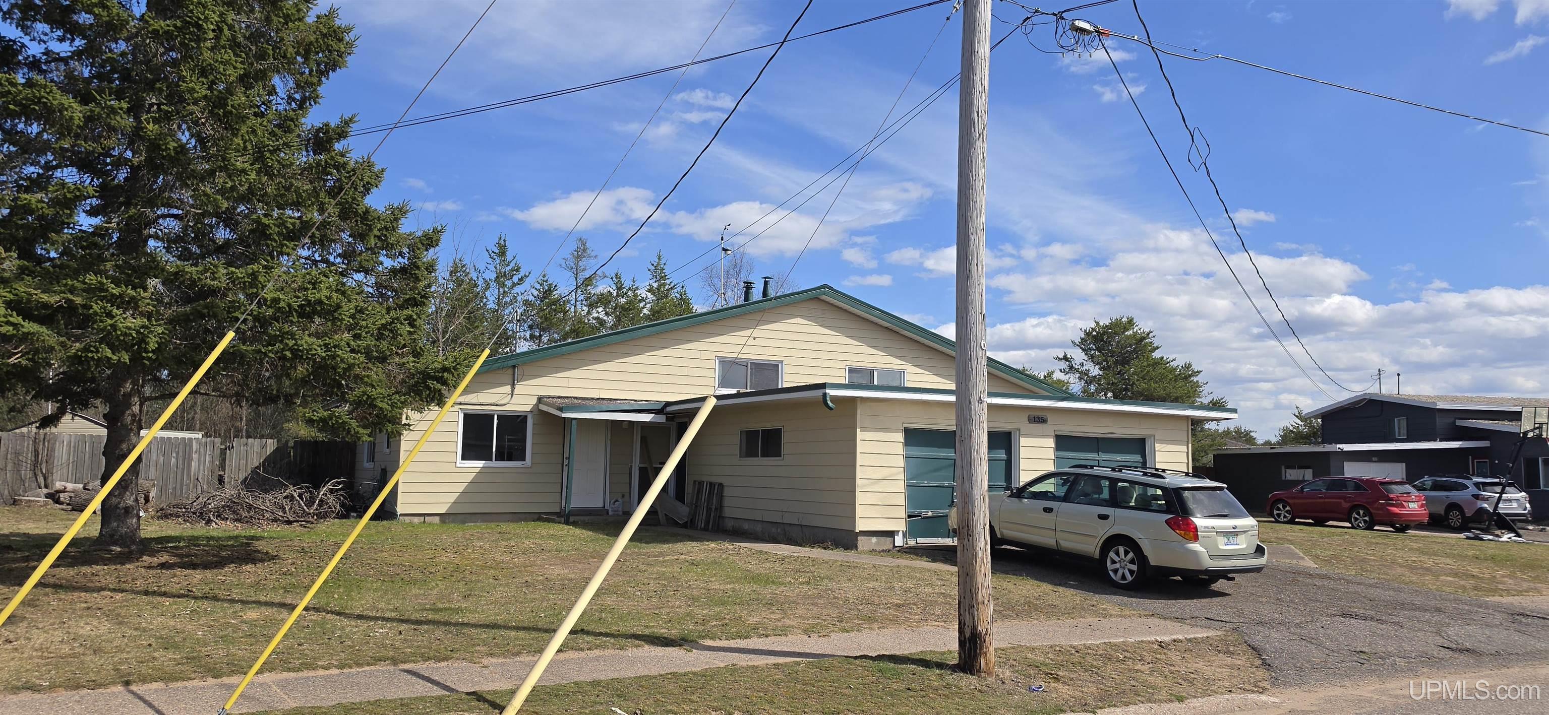 135 Banshee Gwinn, MI 49841 - Photo 2 of 7
