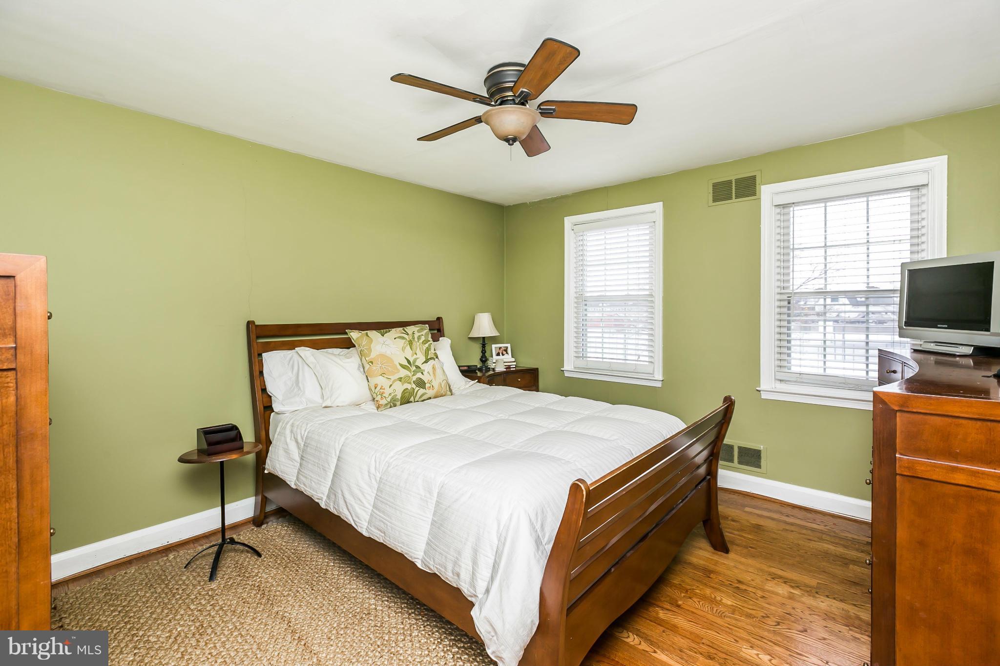 8135 Barksdale Road Baltimore, MD 21286 - Photo 16 of 26 Bedroom
