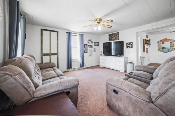 $349,900 | 18442 West County Road, Evansville, WI 53536