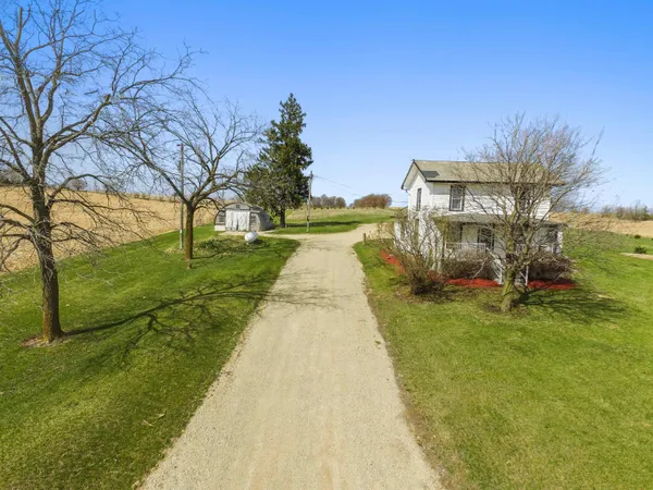 $349,900 | 18442 West County Road, Evansville, WI 53536