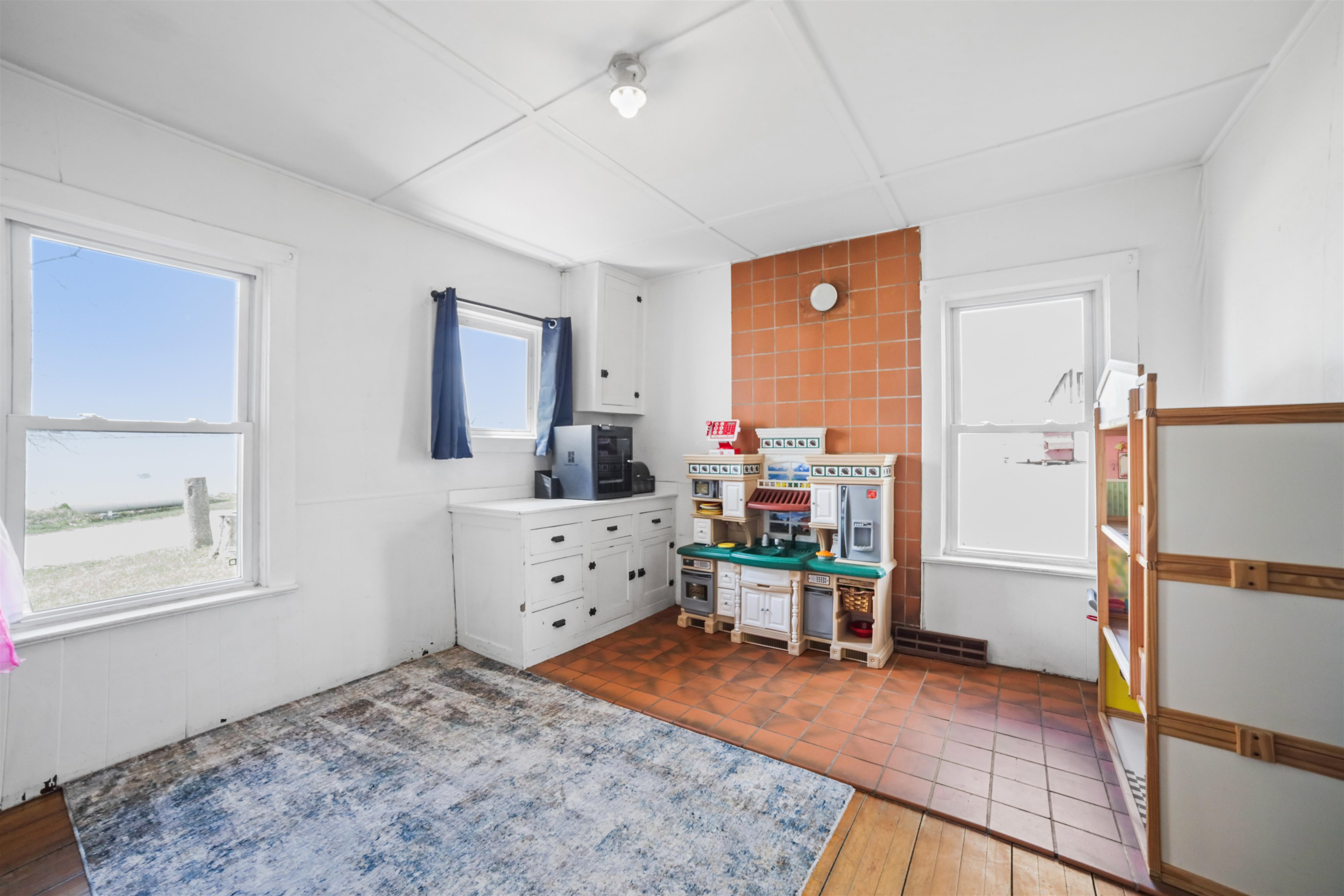 18442 West County Road Evansville, WI 53536 - Photo 5 of 69