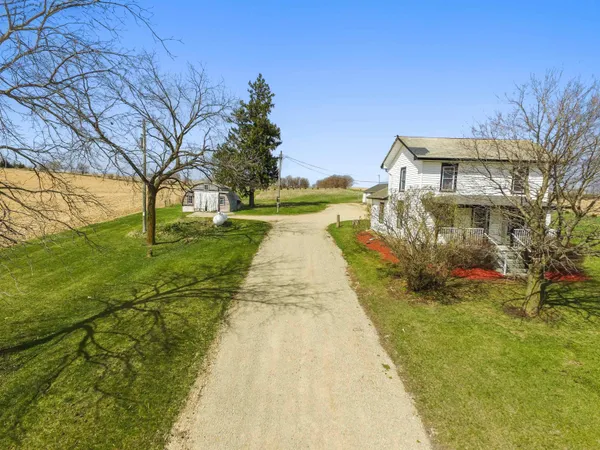 $349,900 | 18442 West County Road, Evansville, WI 53536