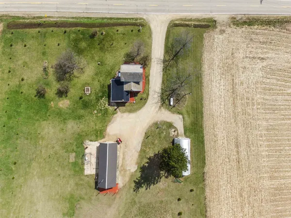 $349,900 | 18442 West County Road, Evansville, WI 53536