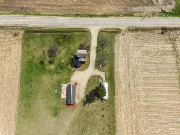 $349,900 | 18442 West County Road, Evansville, WI 53536