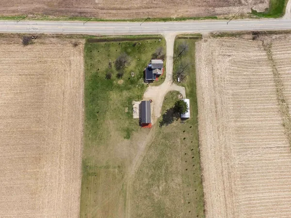 $349,900 | 18442 West County Road, Evansville, WI 53536