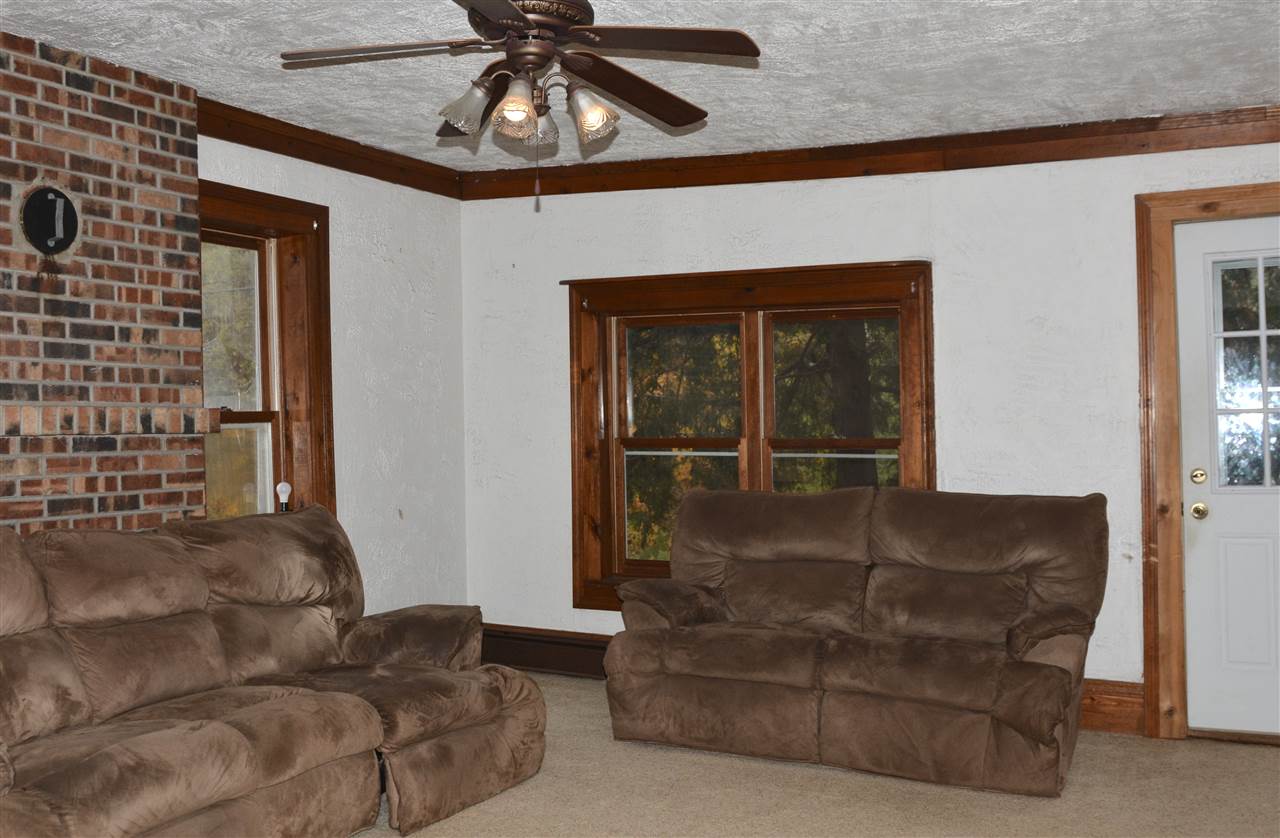 8205 South Maple City Road Maple City, MI 49664 - Photo 35 of 59 1869373-34.JPG