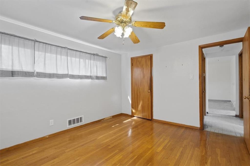 2295 Crestview Road Pittsburgh, PA 15216 - Photo 11 of 25 Gallery Image 11