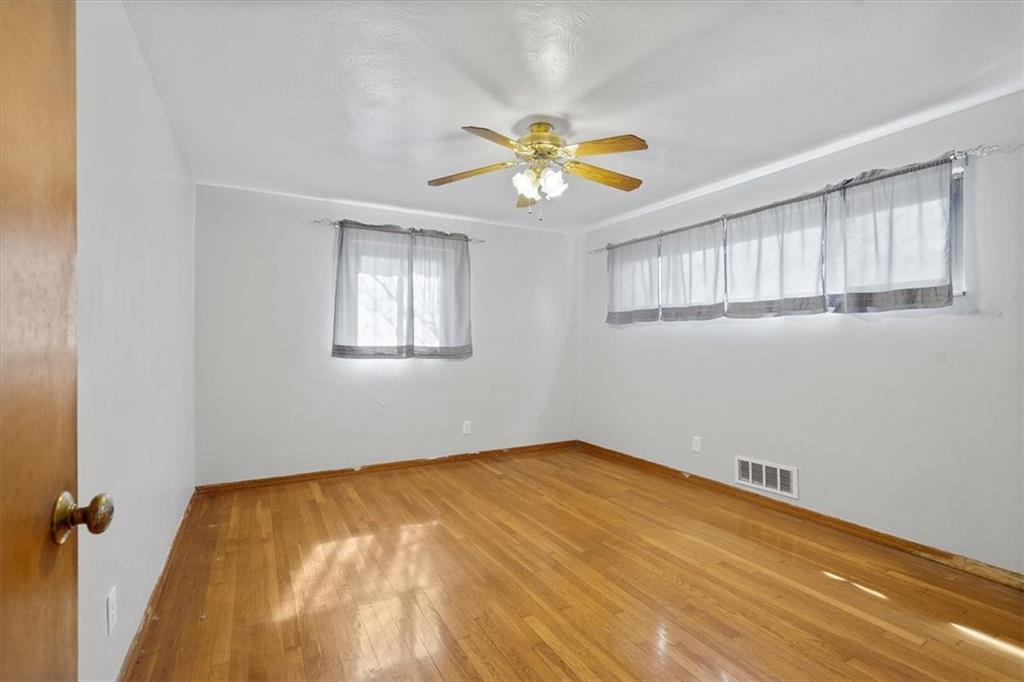 2295 Crestview Road Pittsburgh, PA 15216 - Photo 10 of 25 Gallery Image 10