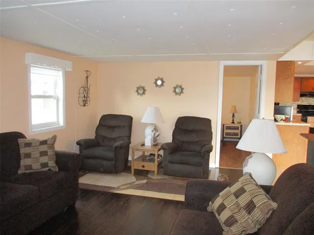 $135,000 | 3710 Castle Drive, Zephyrhills, FL 33540