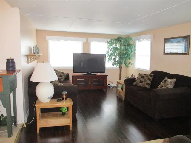 $135,000 | 3710 Castle Drive, Zephyrhills, FL 33540