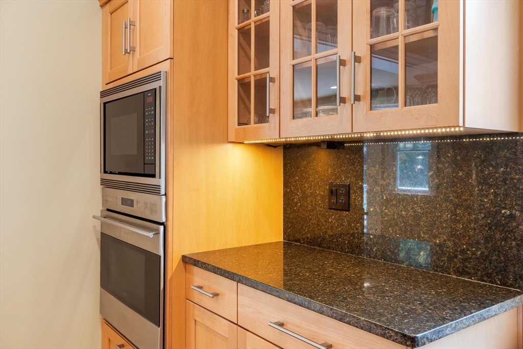2 Doris Road Bedford, MA 01730 - Photo 15 of 33
