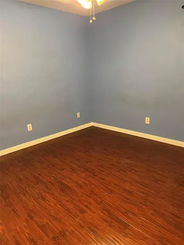 $2,600 | 402 Calvary Drive, Euless, TX 76040