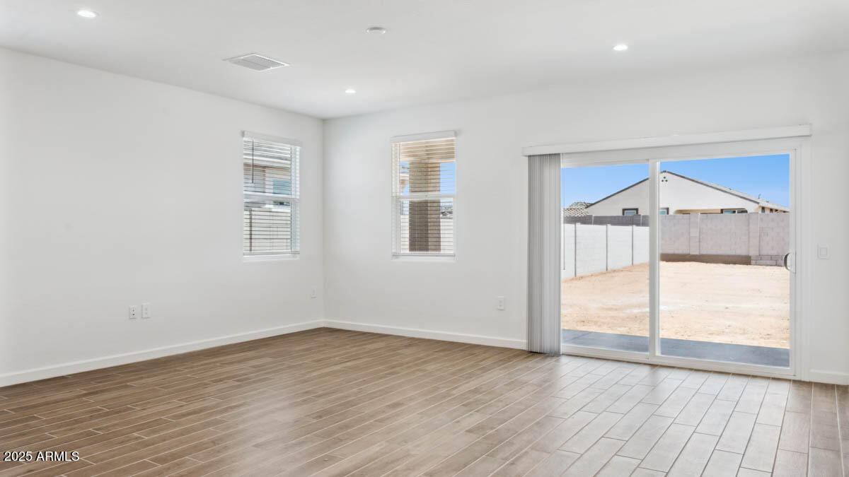 2326 West Solstice Avenue Apache Junction, AZ 85120 - Photo 7 of 30 Ozark great room