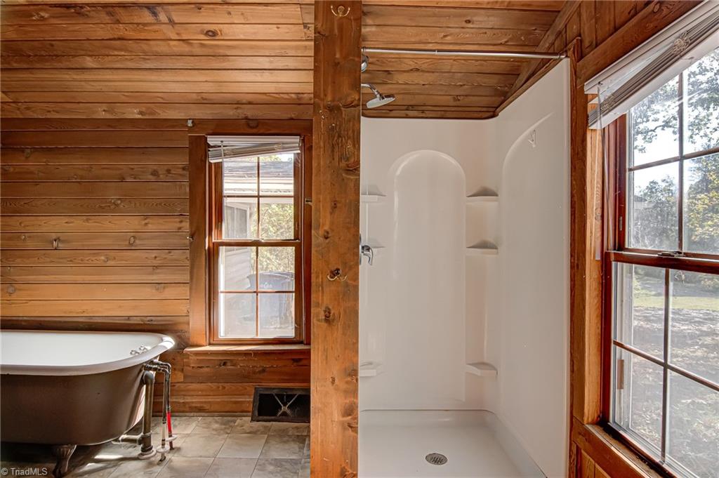 3471 Transou Road Pfafftown, NC 27040 - Photo 15 of 21 Primary Bath