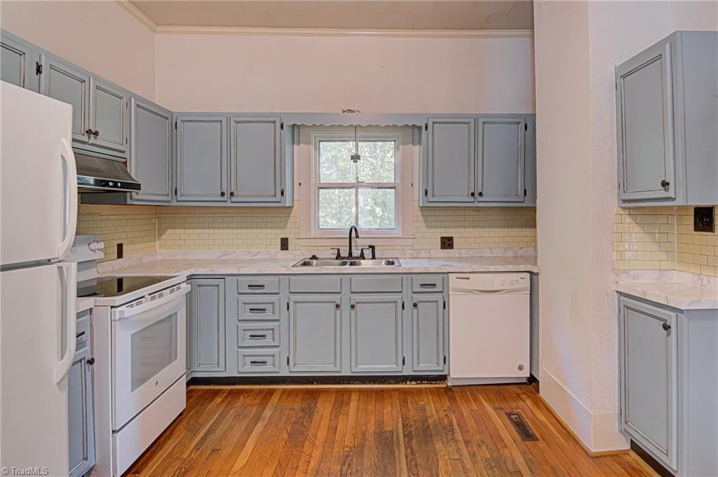 3471 Transou Road Pfafftown, NC 27040 - Photo 5 of 21 Kitchen