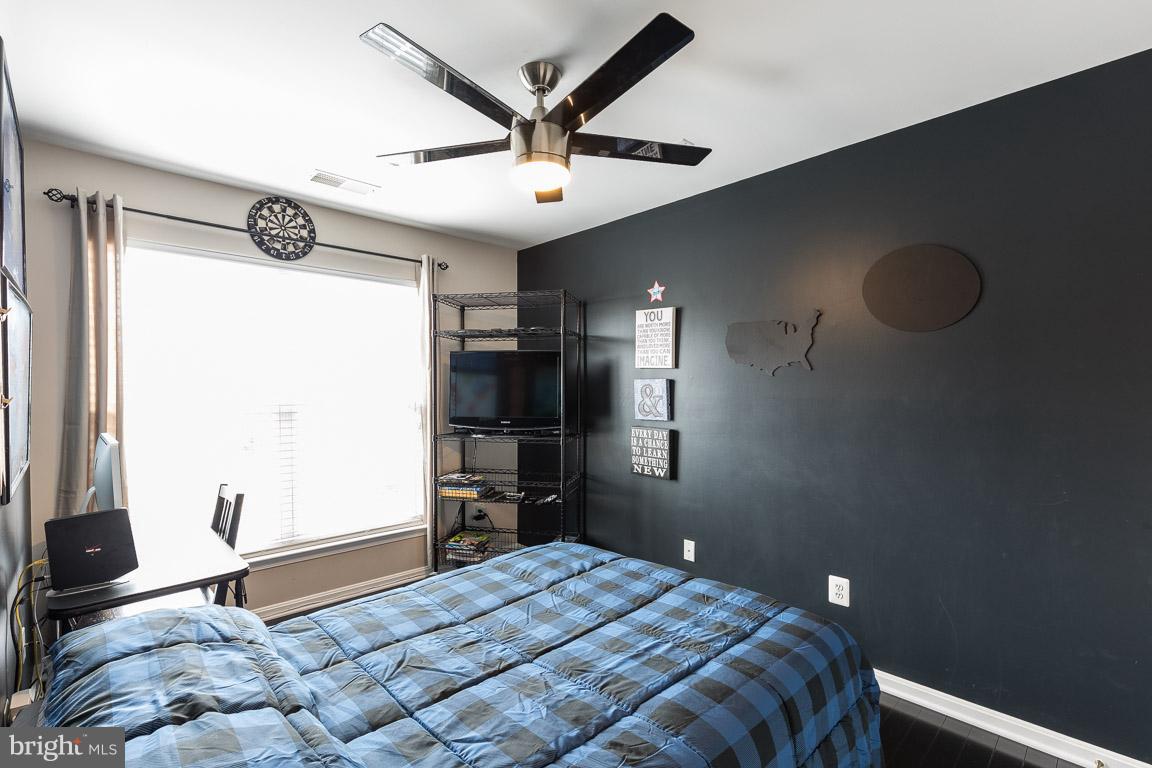 9063 Ribbon Falls Loop Bristow, VA 20136 - Photo 19 of 30 Bedroom