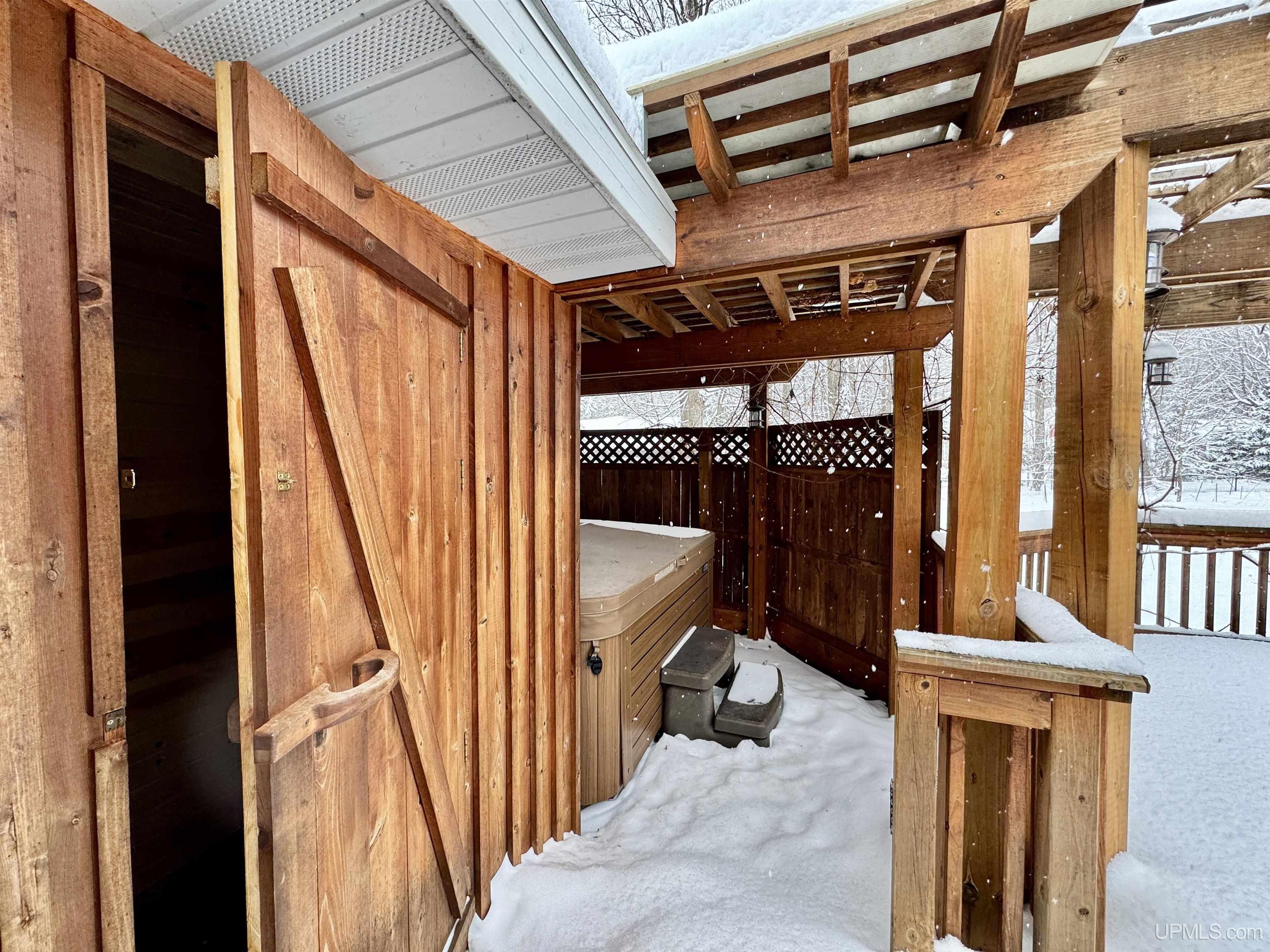 22205 Ridge Road Houghton, MI 49931 - Photo 50 of 65 Gallery Image 50