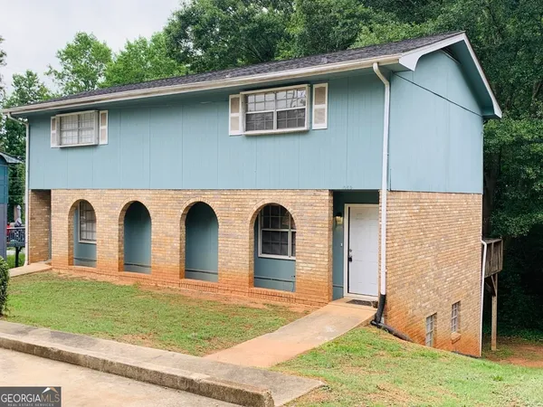 $1,350 | 1069 Laurel Lane Northwest, Unit B, Conyers, GA 30012