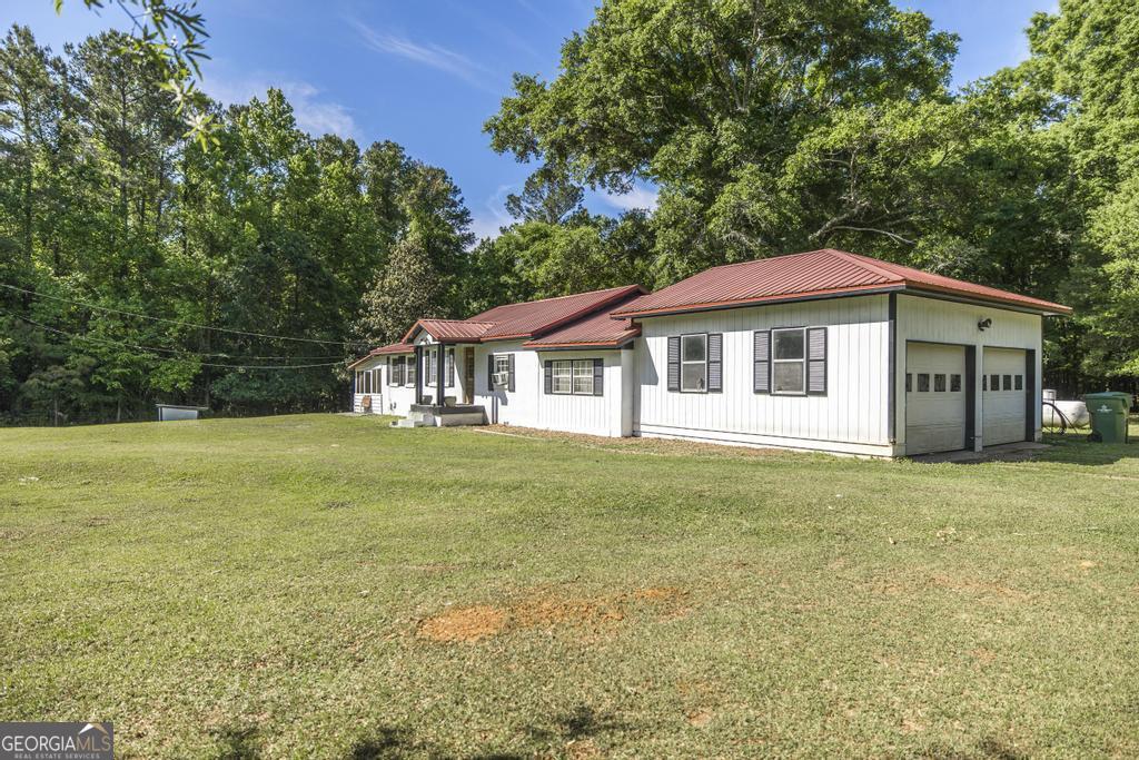 8494 Lower Thomaston Road Lizella, GA 31052 - Photo 2 of 35