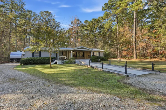 $400,000 | 167 Blue Heron Lane West, Hardeeville, SC 29927