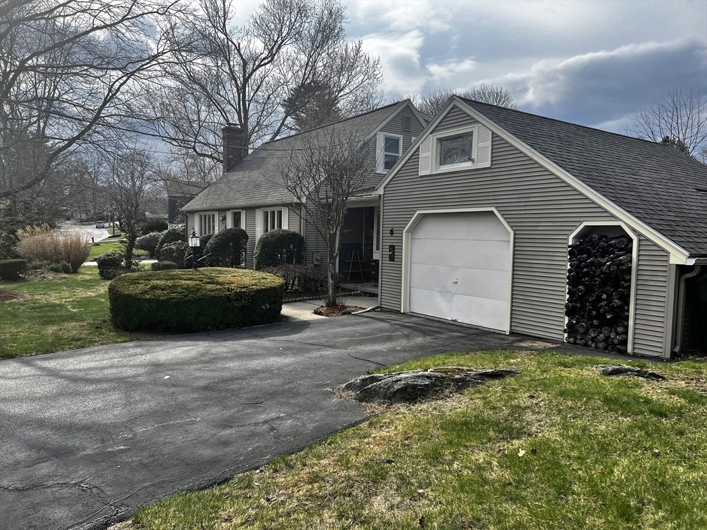 6 Mayfield Road Auburn, MA 01501 - Photo 4 of 30 a front view of a house with a yard