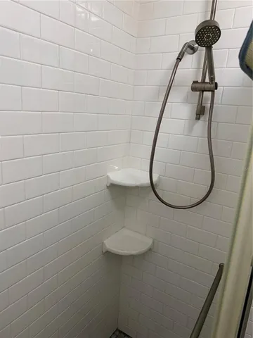 $1,700 | 829 3rd Avenue Southwest, Unit 2, Largo, FL 33770