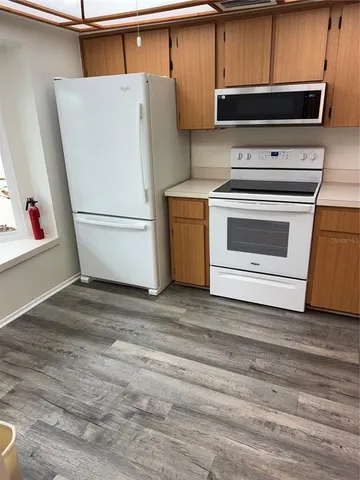 $1,700 | 829 3rd Avenue Southwest, Unit 2, Largo, FL 33770