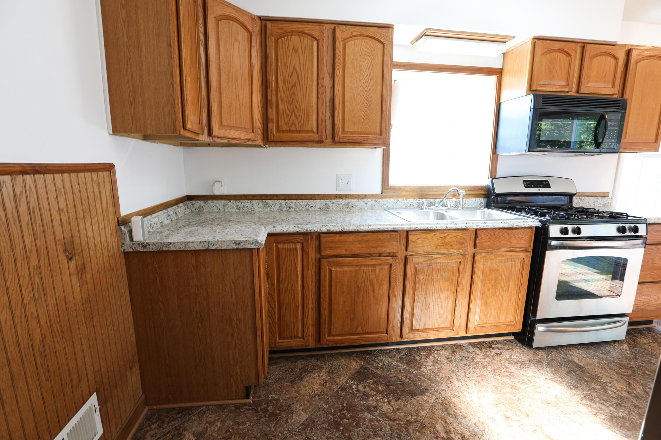 74 East Alcott Road Columbus, OH 43207 - Photo 17 of 29 43
