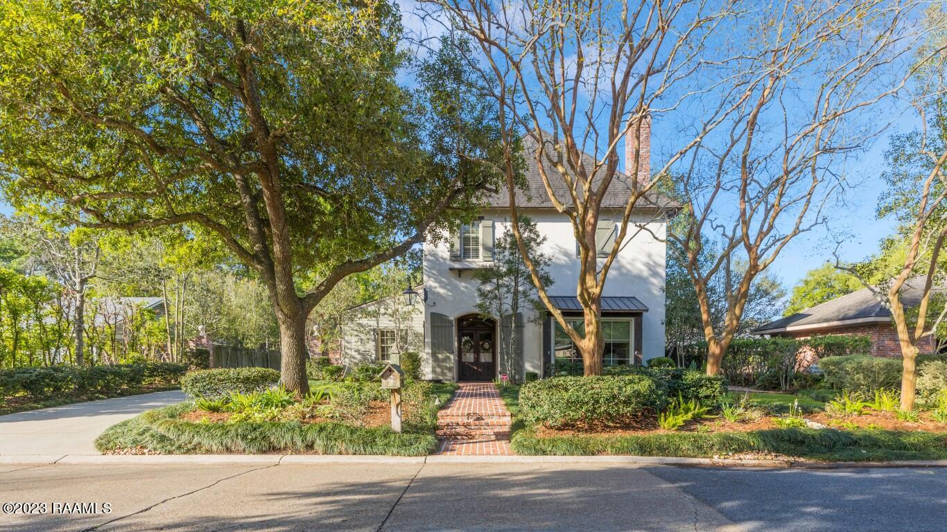 1302 Greenbriar Road Lafayette, LA 70503 - Photo 3 of 50 Gallery Image 3