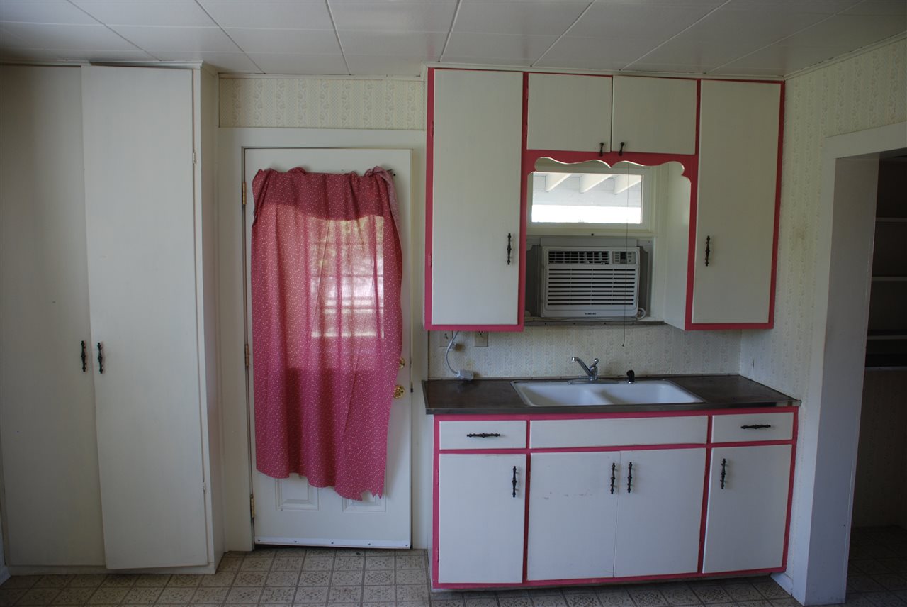 15424 West White Road Medical Lake, WA 99022 - Photo 5 of 18 Gallery Image 5