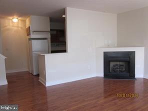 46344 Pryor Square Sterling, VA 20165 - Photo 7 of 9