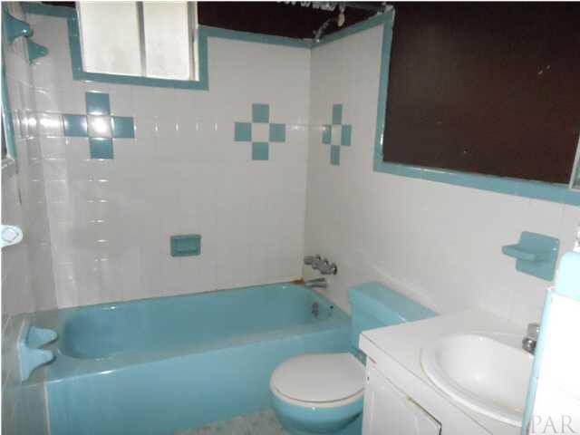 671 East Olive Road Pensacola, FL 32514 - Photo 13 of 15 Unit 5