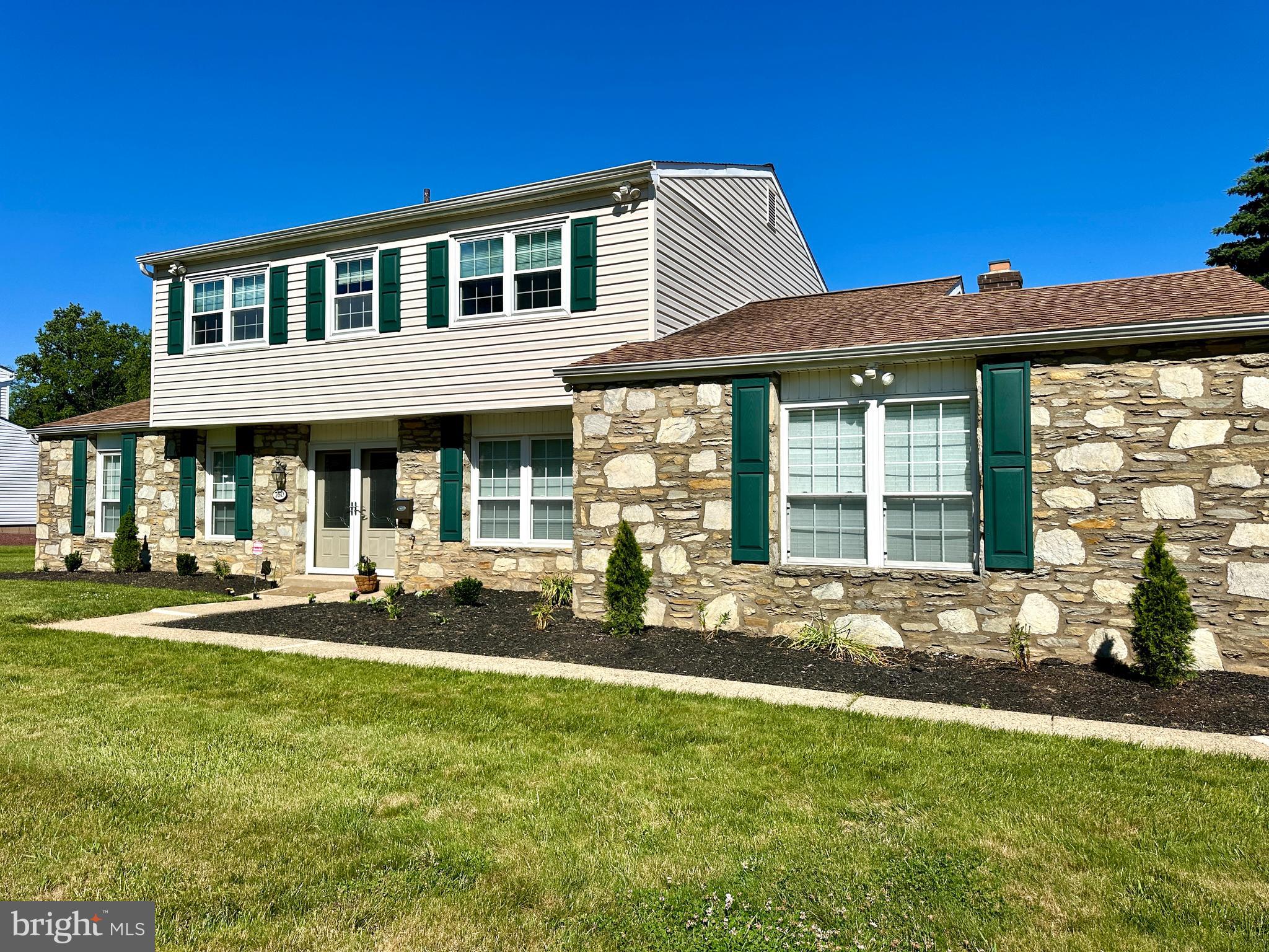760 Parmentier Road Warminster, PA 18974 - Photo 3 of 4