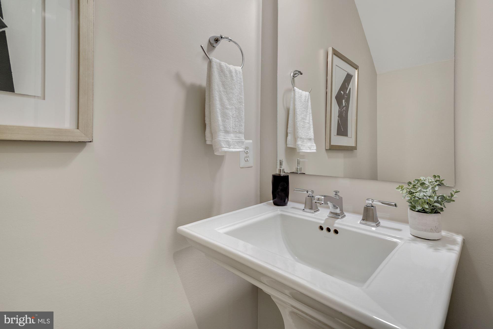 1903 S Street Northwest Washington, DC 20009 - Photo 15 of 46 Powder Room