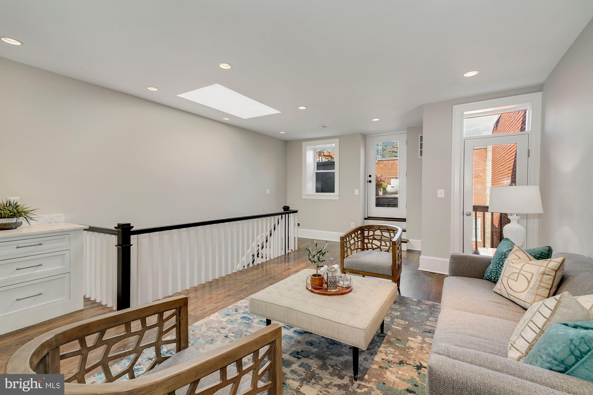 1903 S Street Northwest Washington, DC 20009 - Photo 31 of 46 Top Floor Lounge