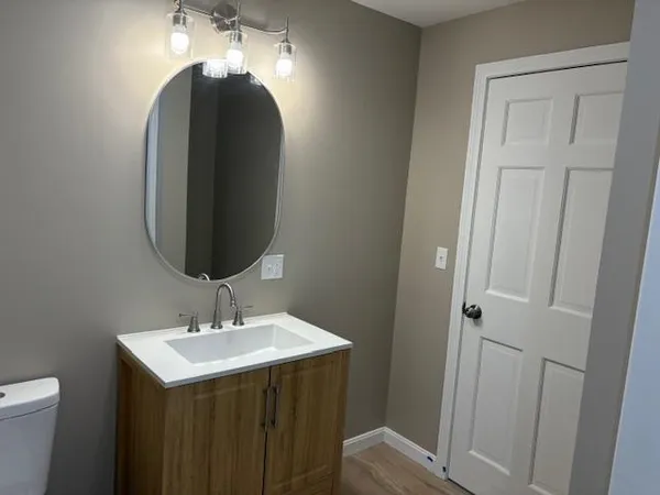 $2,300 | 60 Charles Street, Unit 2, Farmington, NH 03835