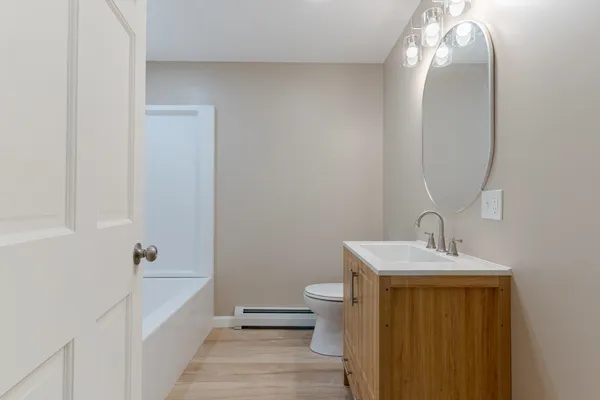 $2,300 | 60 Charles Street, Unit 2, Farmington, NH 03835