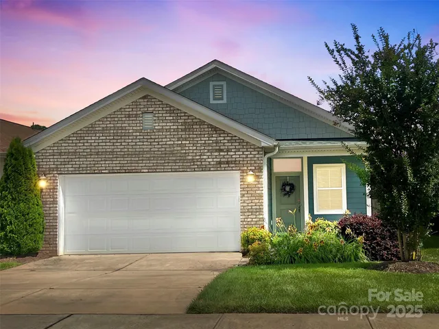 $465,000 | 6172 Raven Rock Drive, Denver, NC 28037