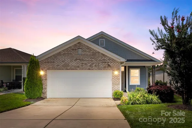 $465,000 | 6172 Raven Rock Drive, Denver, NC 28037