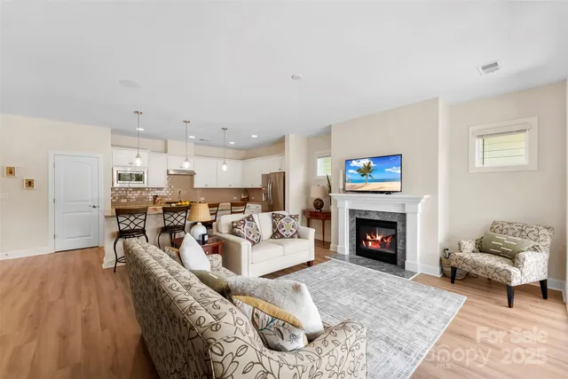 $465,000 | 6172 Raven Rock Drive, Denver, NC 28037