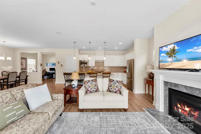 $465,000 | 6172 Raven Rock Drive, Denver, NC 28037