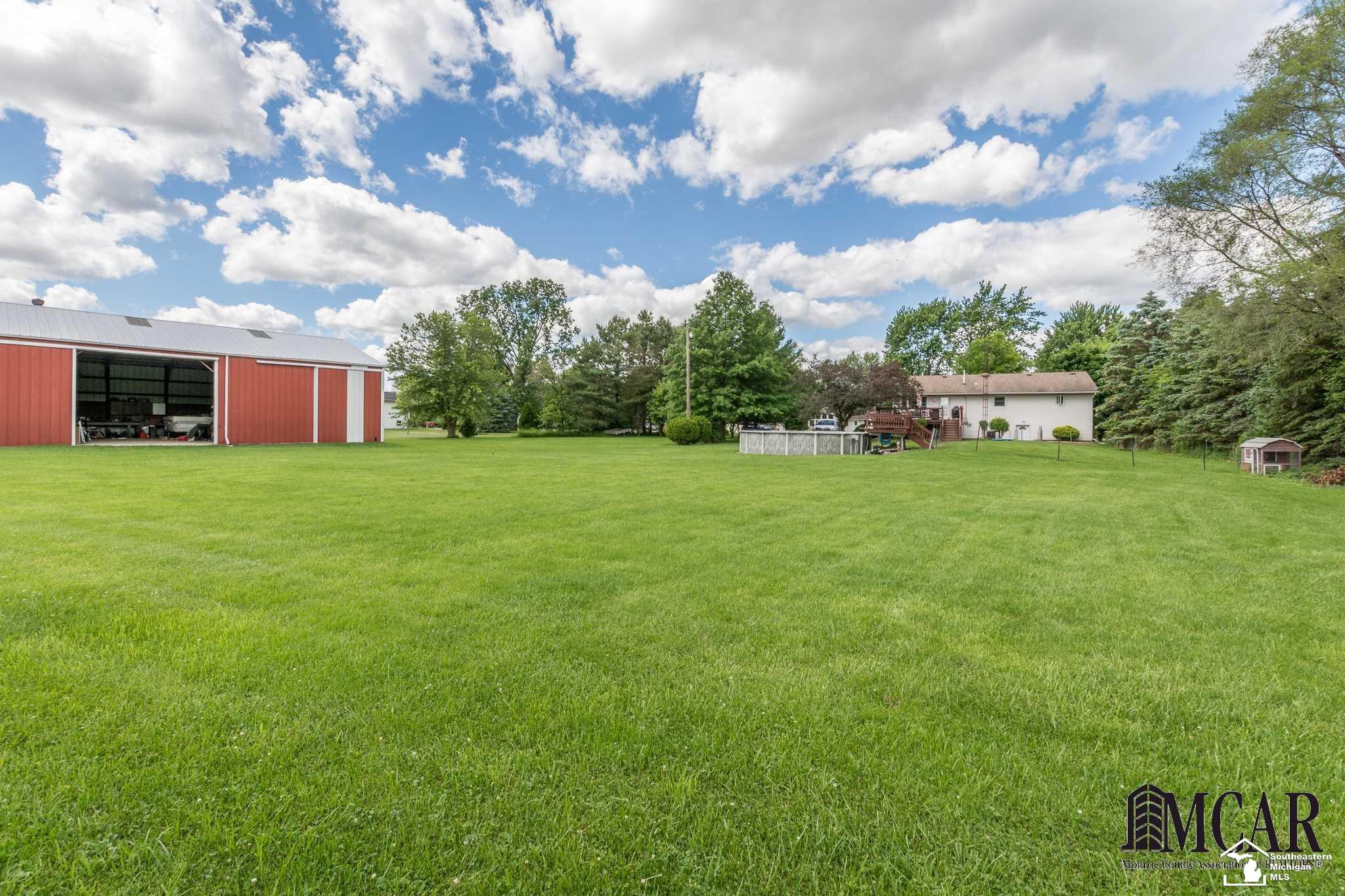 8801 Day Road Monroe, MI 48162 - Photo 28 of 33 21457868-27.JPG