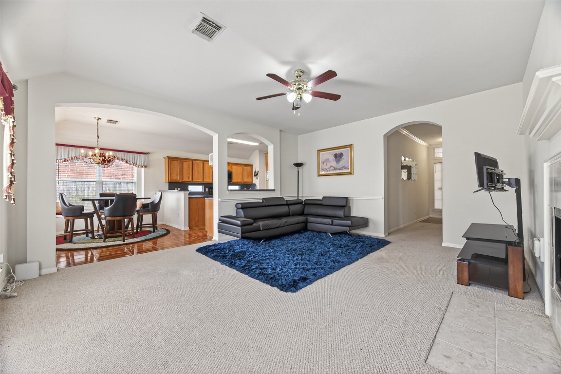 6506 Signal Point Lane Houston, TX 77064 - Photo 4 of 19