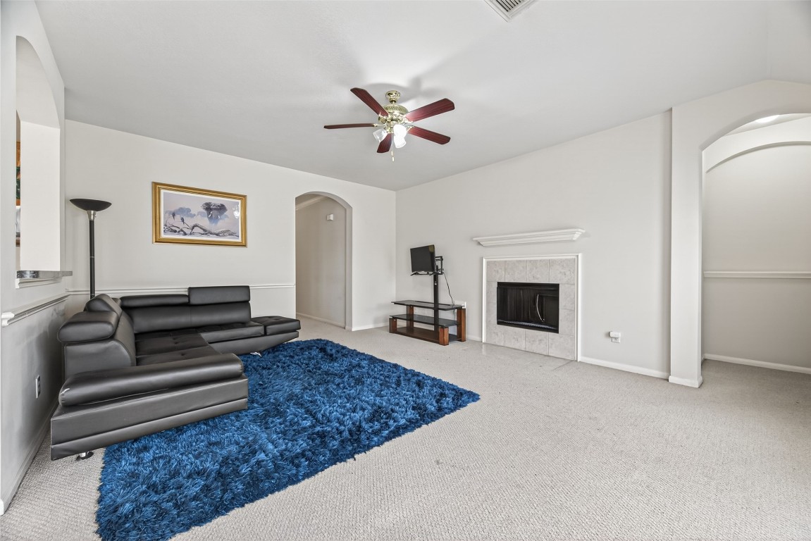 6506 Signal Point Lane Houston, TX 77064 - Photo 5 of 19