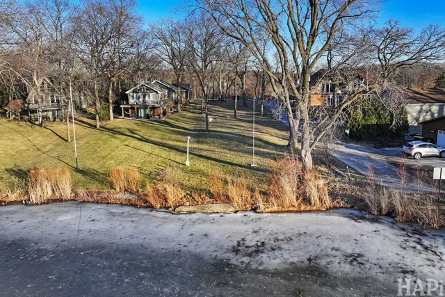 $69,900 | 42028 North East Road, Antioch, IL 60002