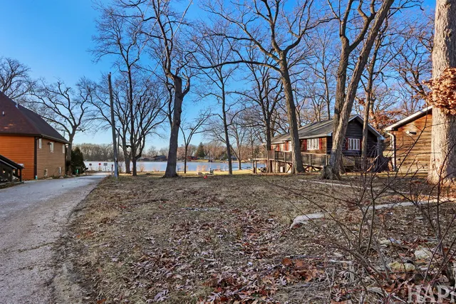 $69,900 | 42028 North East Road, Antioch, IL 60002